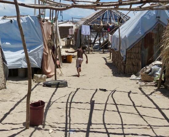 寻找世界上最拥挤的岛屿 它在海地无人注意的角落 寻找世界上最拥挤的岛屿 它在海地无人注意的角落