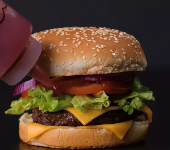 真相原来如此！难怪永远买不到广告里的美食